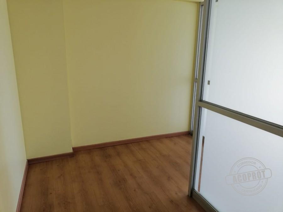 Amplia oficina en arriendo en el Edificio Prat