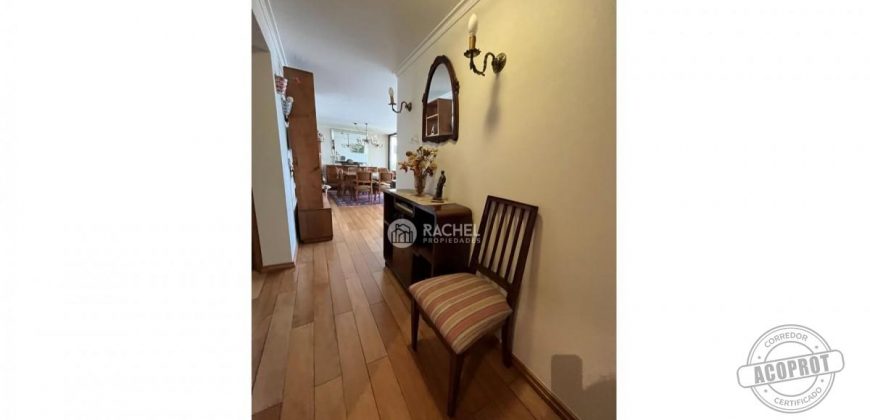 Se vende luminoso Departamento excelente ubicación