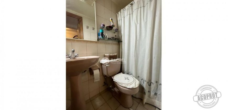 Se vende luminoso Departamento excelente ubicación