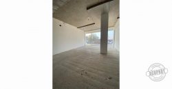 SE ARRIENDA GRAN LOCAL COMERCIAL EN ATRACTIVO POLO COMERCIAL