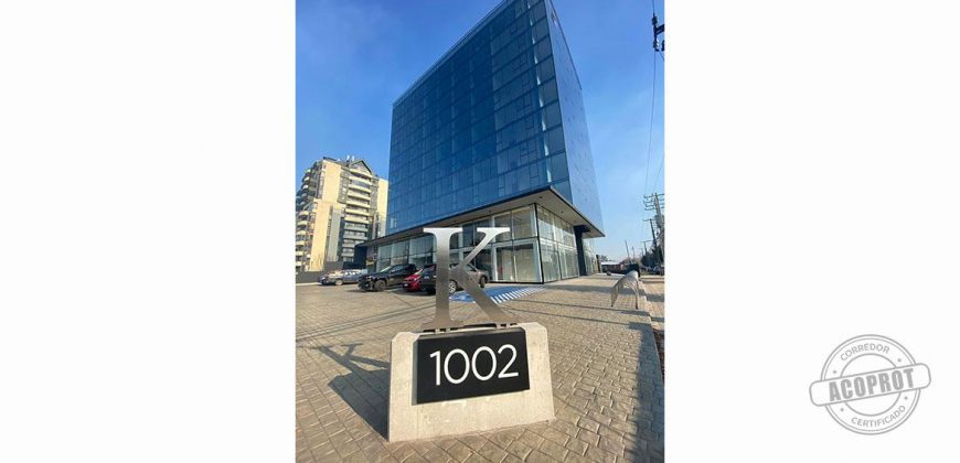 SE ARRIENDA GRAN LOCAL COMERCIAL EN ATRACTIVO POLO COMERCIAL