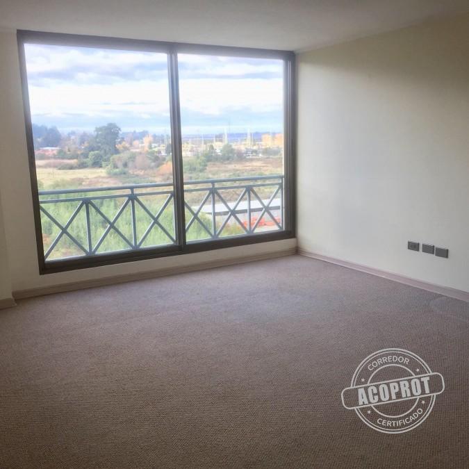 Vende departamento dúplex, salida Norte