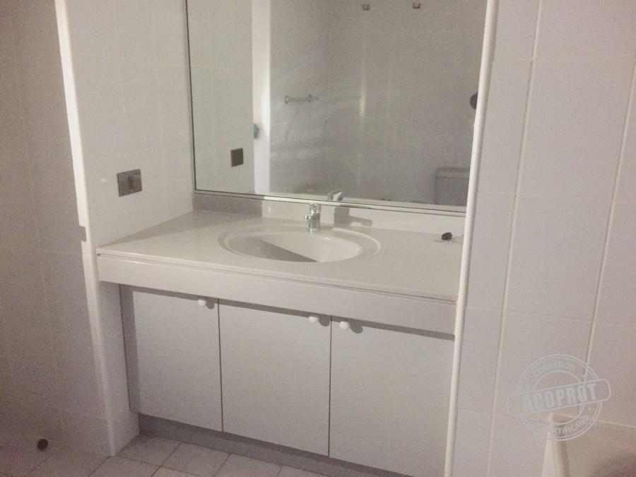 Vende departamento dúplex, salida Norte