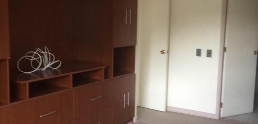 Vende departamento dúplex, salida Norte