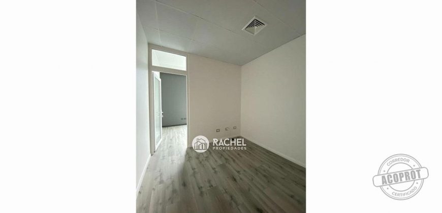 SE ARRIENDA SOLEDA OFICINA NUEVA