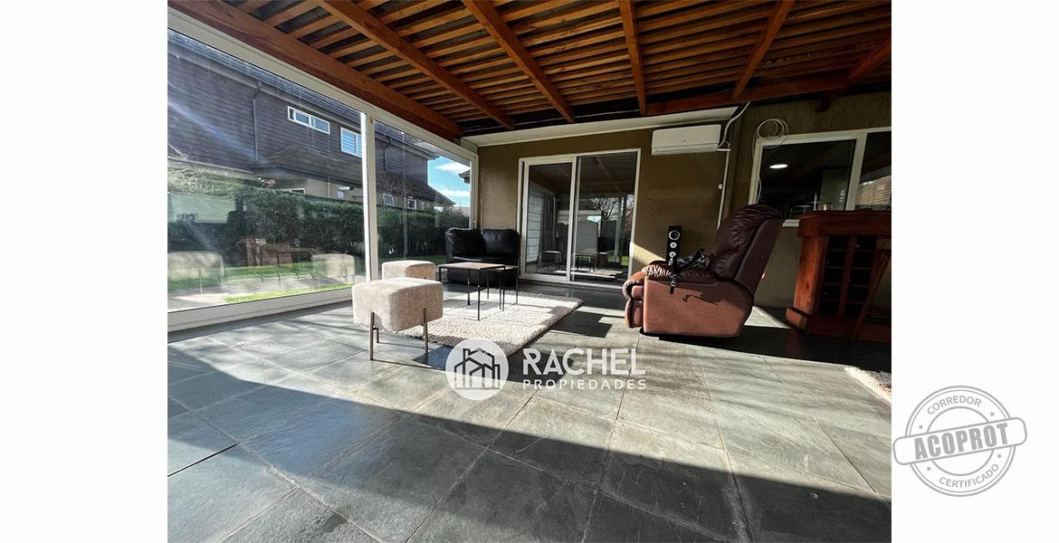 SE VENDE PRECIOSA CASA EN PASAJE CERRADO TIPO CONDOMINIO-BARRIO INGLÉS