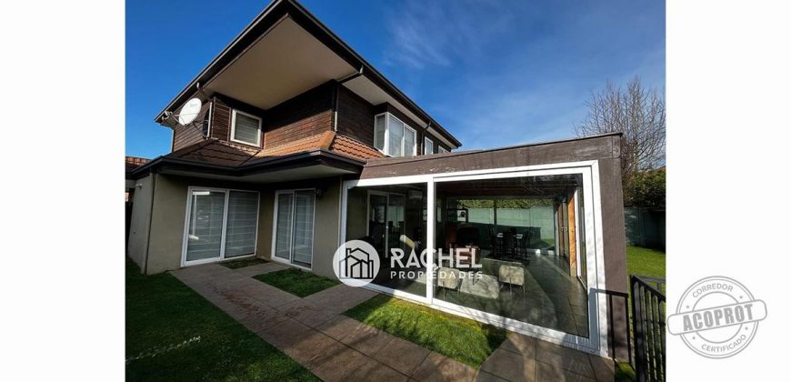 SE VENDE PRECIOSA CASA EN PASAJE CERRADO TIPO CONDOMINIO-BARRIO INGLÉS