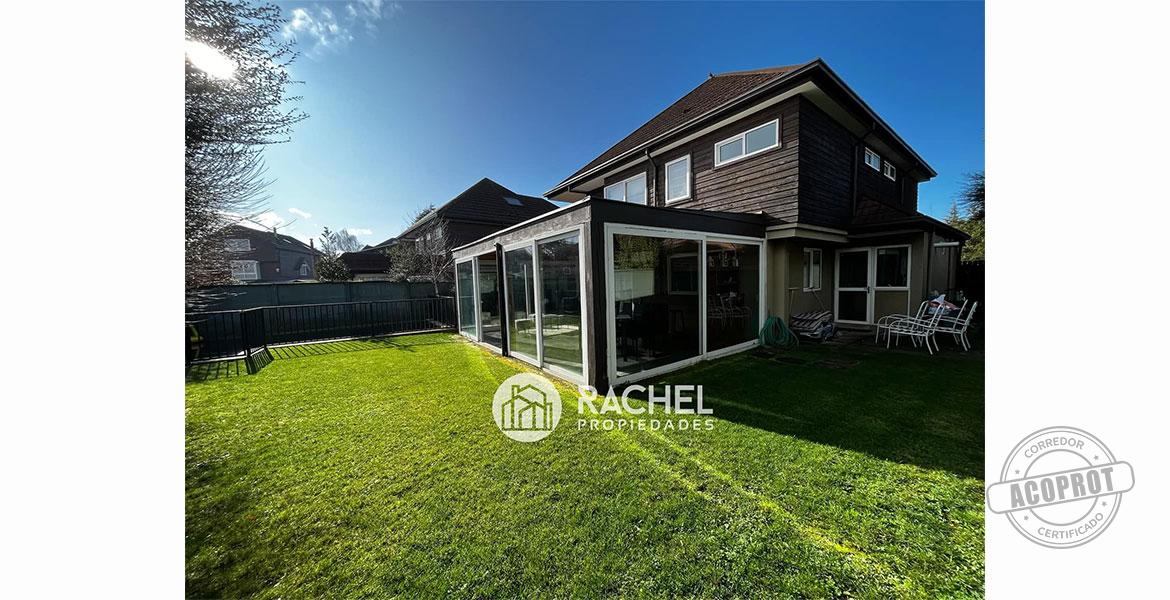 SE VENDE PRECIOSA CASA EN PASAJE CERRADO TIPO CONDOMINIO-BARRIO INGLÉS