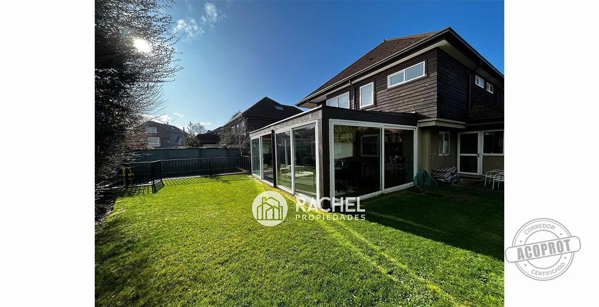 SE VENDE PRECIOSA CASA EN PASAJE CERRADO TIPO CONDOMINIO-BARRIO INGLÉS