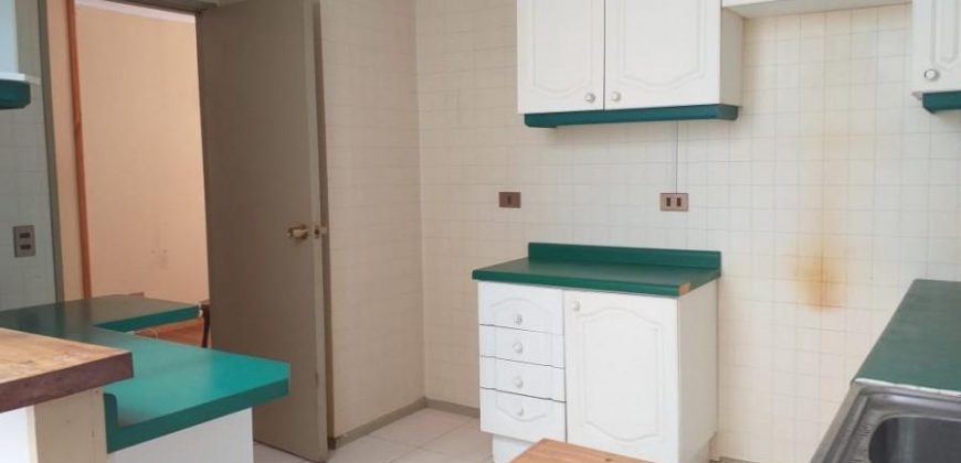 VENDO CASA EN VALDIVIA