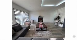 SE VENDE HERMOSA CASA CON MODERNO CONCEPTO ABIERTO COMPLETAMENTE REMODELADA