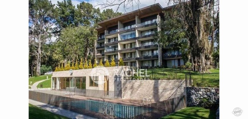 SE VENDE HERMOSO DEPARTAMENTO EN CONDOMINIO PARQUE PINARES