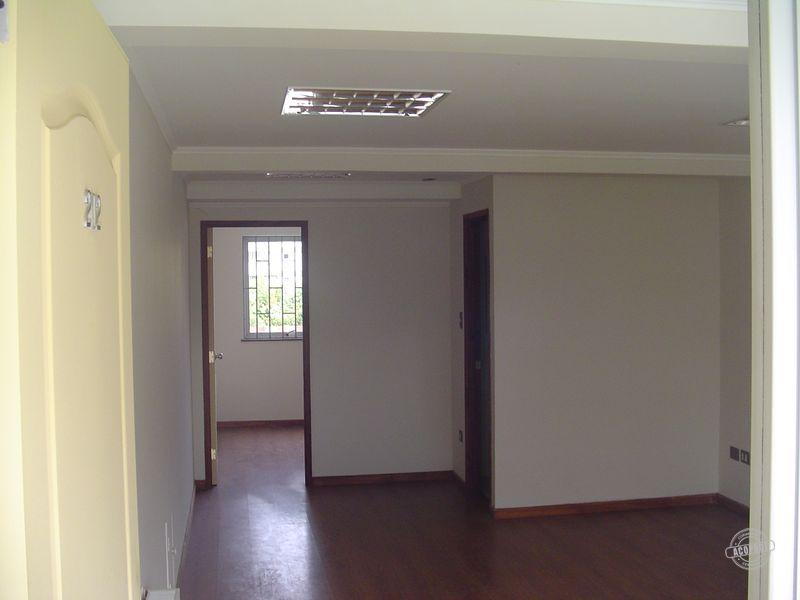 OFICINA CALLE BULNES CON ESTACIONAMIENTO