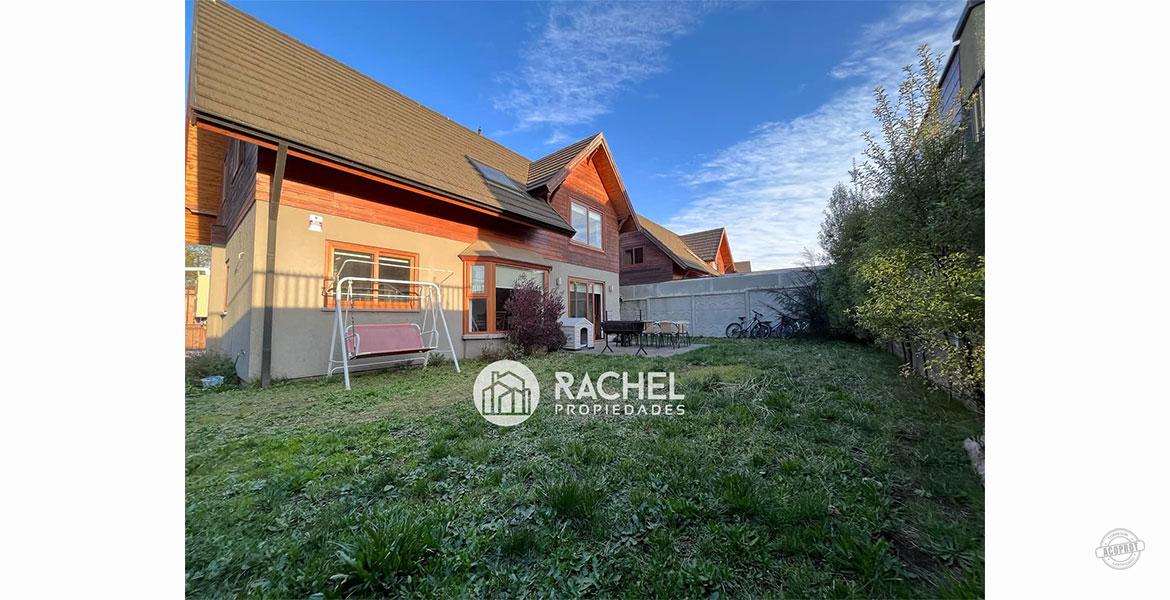 SE VENDE CASA SOCOVESA CON EXCELENTE UBICACIÓN
