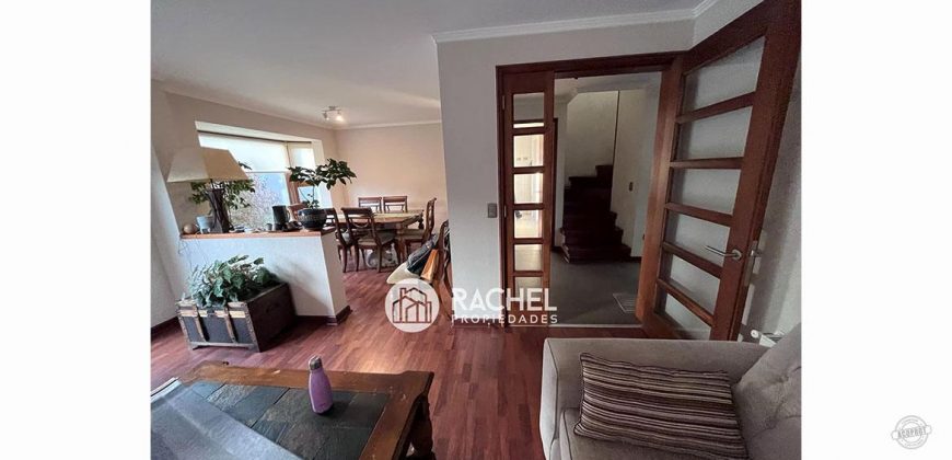 SE VENDE CASA SOCOVESA CON EXCELENTE UBICACIÓN