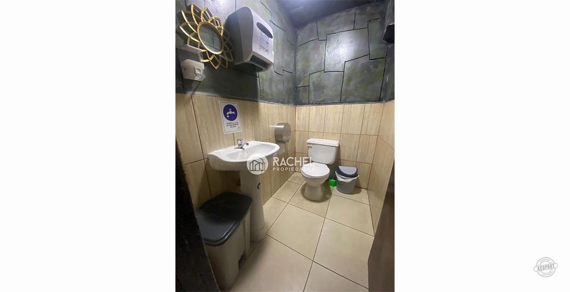 SE VENDE DERECHO DE LLAVE RESTAURANT PERUANO EXCELENTE UBICACION