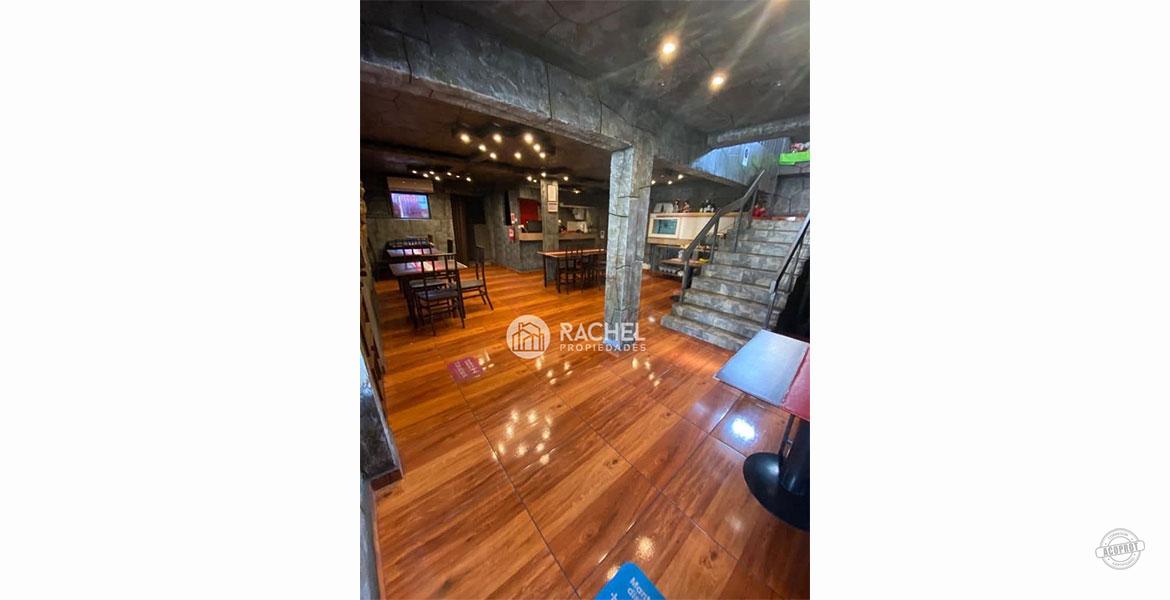 SE VENDE DERECHO DE LLAVE RESTAURANT PERUANO EXCELENTE UBICACION