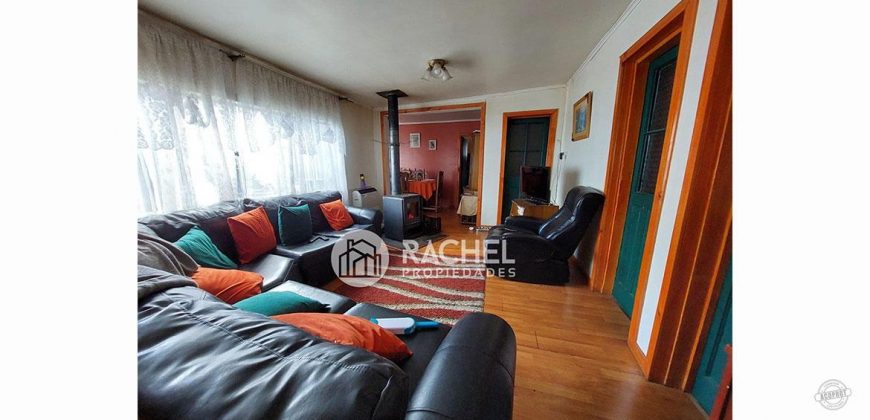 SE VENDE AMPLIA PROPIEDAD UBICADA SECTOR PUEBLO NUEVO