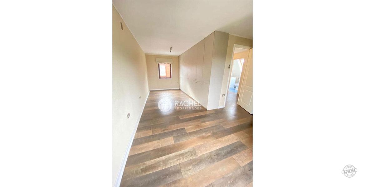 SE ARRIENDA CASA AMPLIADA SECTOR AVENIDA LAS ENCINAS