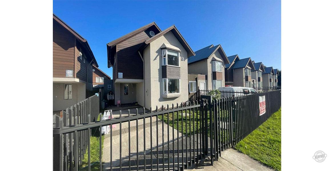EN VENTA HERMOSA CASA UBICADA EN SECTOR ALTOS DEL MAIPOS IV