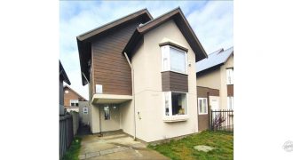 EN VENTA HERMOSA CASA UBICADA EN SECTOR ALTOS DEL MAIPOS IV
