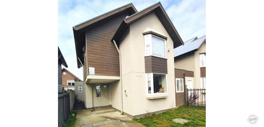 EN VENTA HERMOSA CASA UBICADA EN SECTOR ALTOS DEL MAIPOS IV