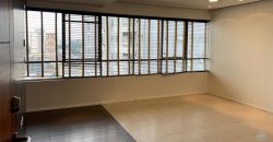 Vendemos amplia oficina Edificio Sinergia