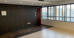Vendemos amplia oficina Edificio Sinergia
