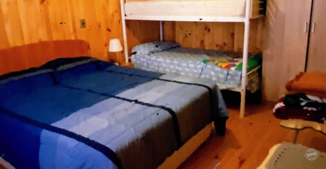 Vende Parcela de 5.000 mt2, Lote 10B y Casa de Veraneo, 4 dormitorios, 2 baños, completamente equipada, lugar Challupén a 5 kilómetros pasado Lican Ray hacia Coñaripe