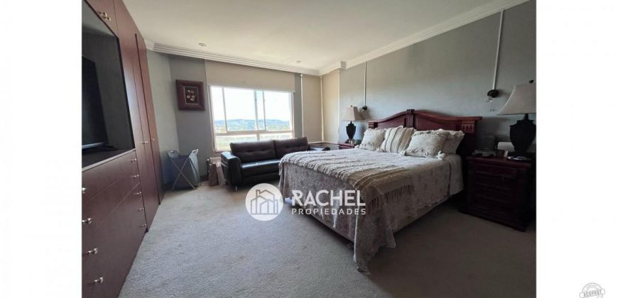 SE VENDE MARAVILLOSO PENTHOUSE REMODELADO EN EXCLUSIVO CONDOMINIO- MEJOR SECTOR DE TEMUCO