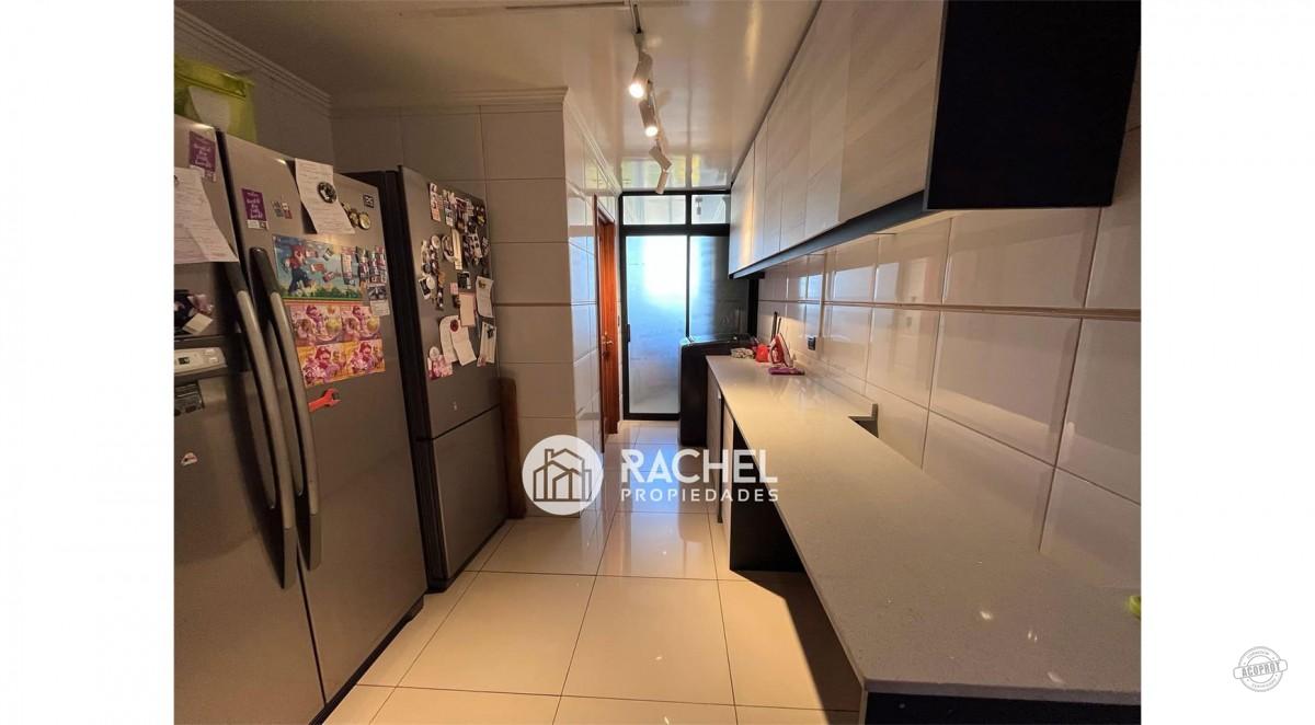 SE VENDE MARAVILLOSO PENTHOUSE REMODELADO EN EXCLUSIVO CONDOMINIO- MEJOR SECTOR DE TEMUCO