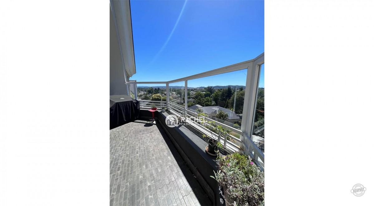 SE VENDE MARAVILLOSO PENTHOUSE REMODELADO EN EXCLUSIVO CONDOMINIO- MEJOR SECTOR DE TEMUCO