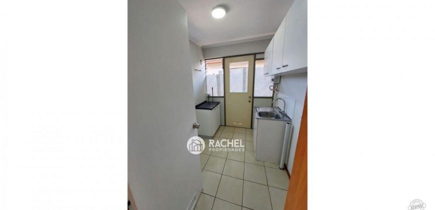 SE ARRIENDA CASA 2 DORMITORIOS EN HACIENDA SANTA MARIA DE LABRANZA