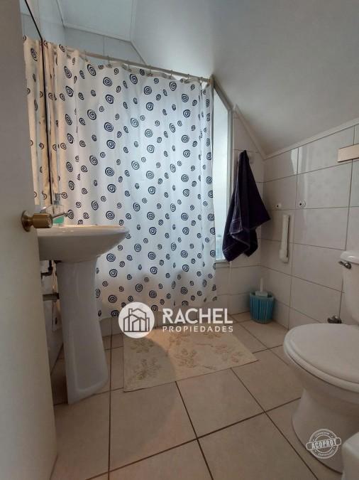 EN VENTA CASA DE 3 DORMITORIOS 3 BAÑOS EN LOMAS DE MIRASUR