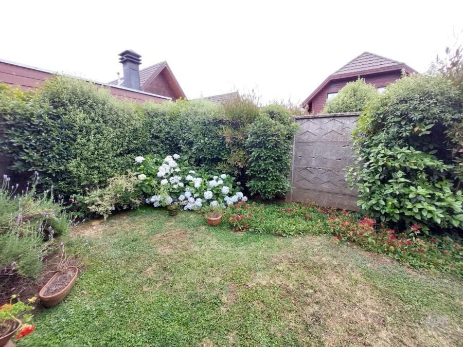 EN VENTA CASA DE 3 DORMITORIOS 3 BAÑOS EN LOMAS DE MIRASUR