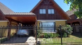 EN VENTA CASA DE 3 DORMITORIOS 3 BAÑOS EN LOMAS DE MIRASUR