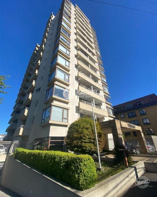 Arriendo Dpto completamente Amoblado Edificio Lyon