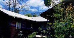 Vende Parcela de 5.000 mt2, Lote 10B y Casa de Veraneo, 4 dormitorios, 2 baños, completamente equipada, lugar Challupén a 5 kilómetros pasado Lican Ray hacia Coñaripe