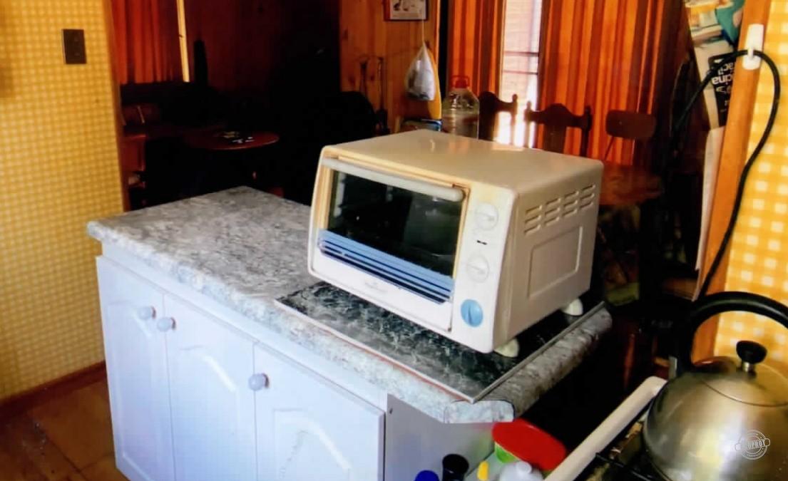Vende Parcela de 5.000 mt2, Lote 10B y Casa de Veraneo, 4 dormitorios, 2 baños, completamente equipada, lugar Challupén a 5 kilómetros pasado Lican Ray hacia Coñaripe