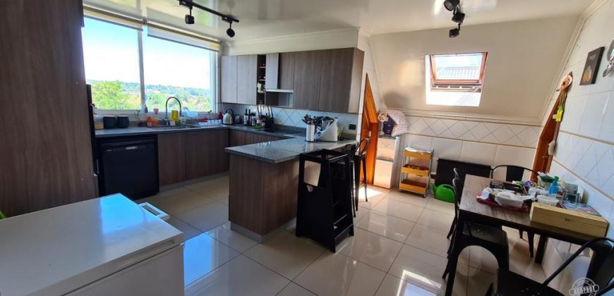 SE VENDE EXCLUSIVO DEPARTAMENTO EN CONDOMINIO TOWNHOUSE EN BARRIO INGLÉS DE TEMUCO