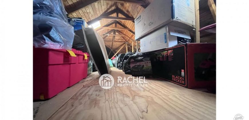 SE VENDE LINDA CASA EN TRANQUILO Y PRIVILEGIADO ENTORNO