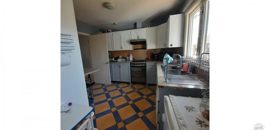 SE VENDE LINDA CASA EN TRANQUILO Y PRIVILEGIADO ENTORNO