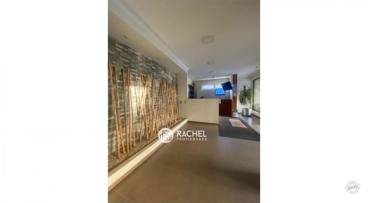 SE ARRIENDA DEPTO 2D EN EDIFICIO MALAGA