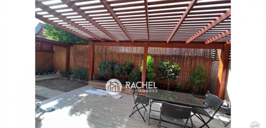 SE ARRIENDA IMPECABLE CASA DE 4D- SECTOR LAS ENCINAS