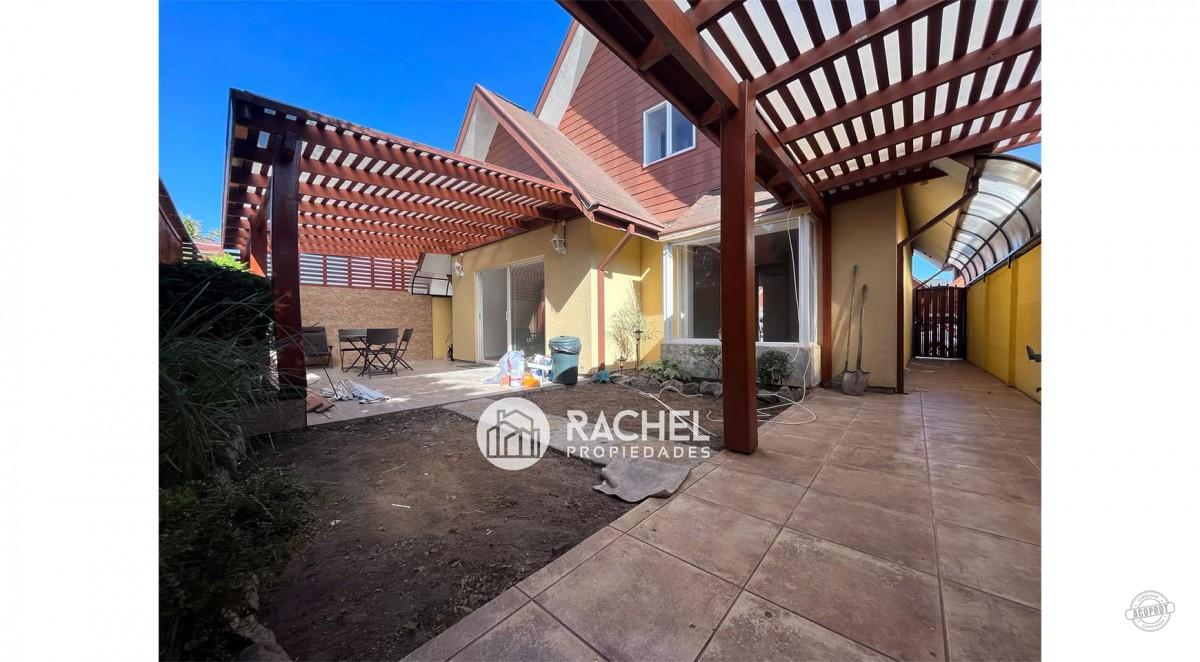 SE ARRIENDA IMPECABLE CASA DE 4D- SECTOR LAS ENCINAS