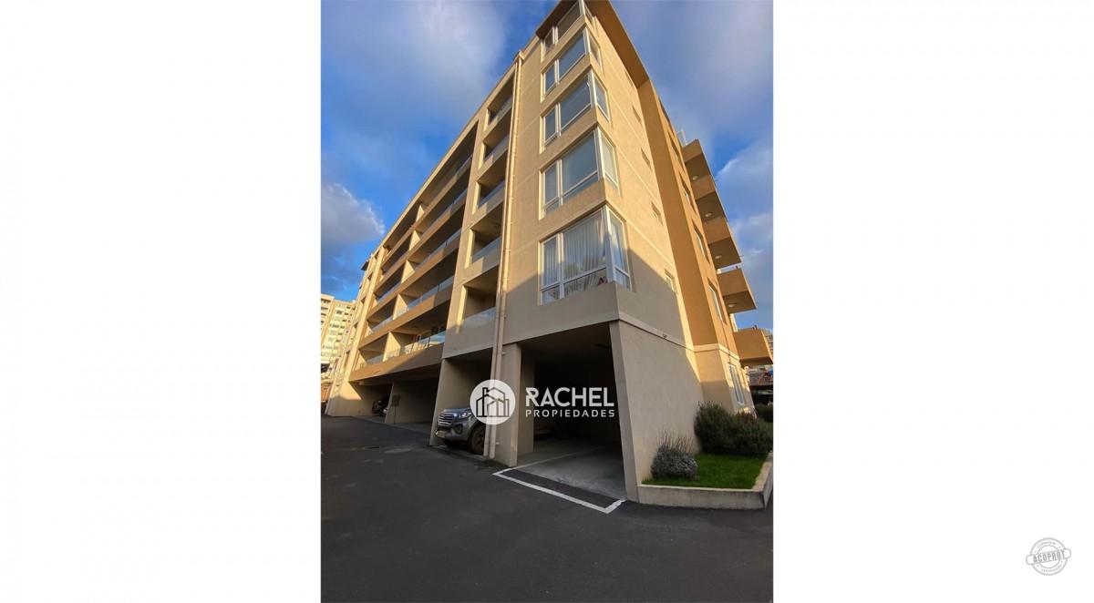 SE ARRIENDA DEPTO 2D EN EDIFICIO MALAGA