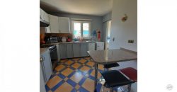 SE VENDE LINDA CASA EN TRANQUILO Y PRIVILEGIADO ENTORNO