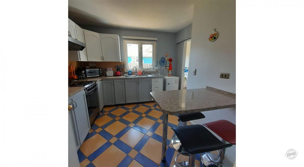 SE VENDE LINDA CASA EN TRANQUILO Y PRIVILEGIADO ENTORNO