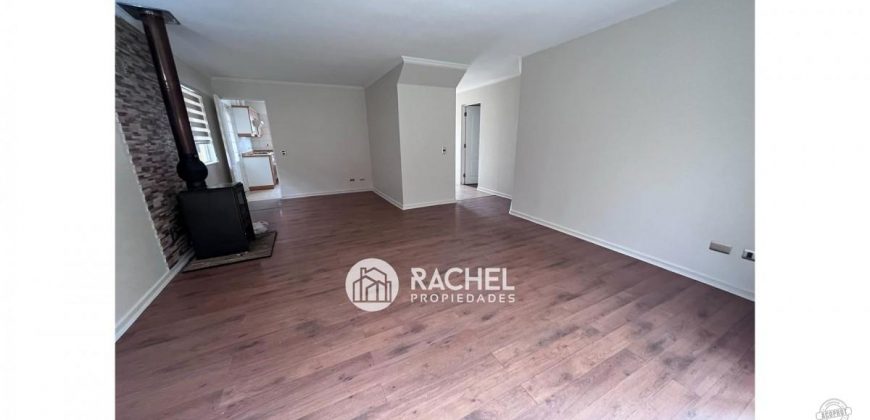 SE ARRIENDA IMPECABLE CASA DE 4D- SECTOR LAS ENCINAS