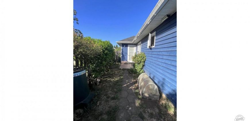 SE VENDE LINDA CASA EN TRANQUILO Y PRIVILEGIADO ENTORNO